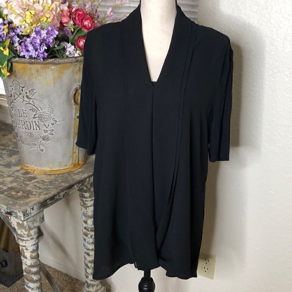 H by Halston Black Twist Front Tunic Top‎